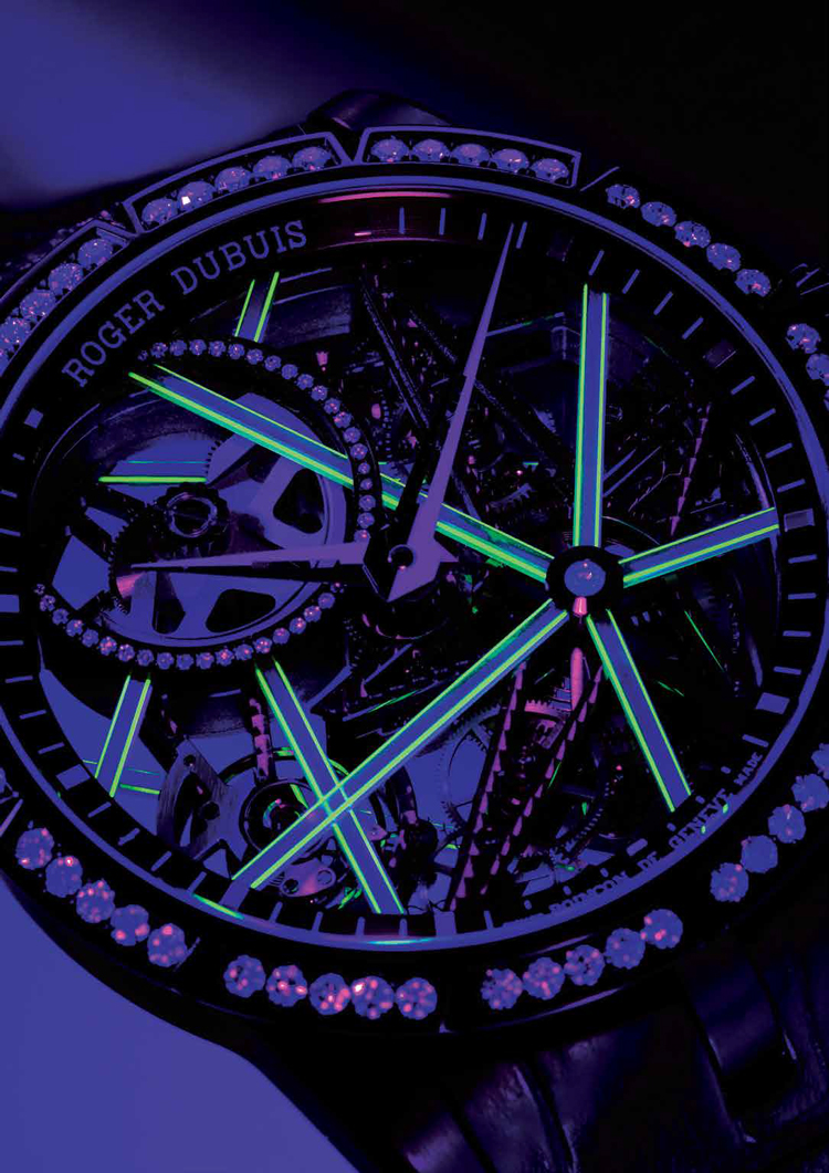 Karanlıkta Daha Çok Parlayan Saatler