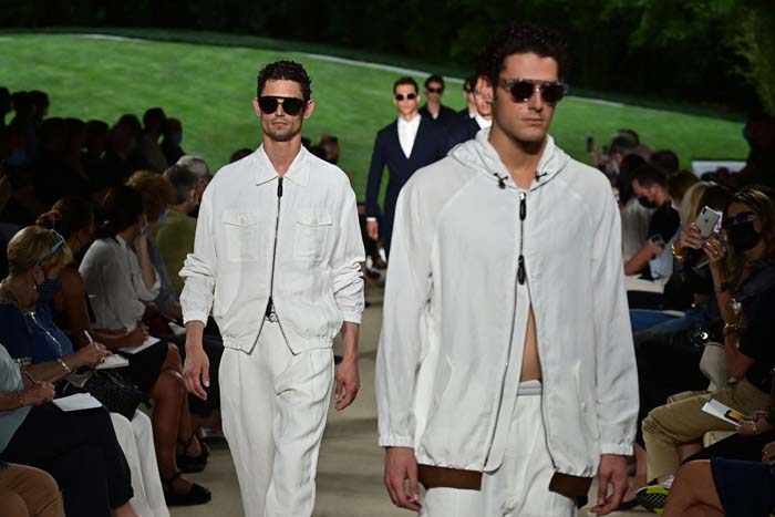 Giorgio Armani İlkbahar/Yaz 2022 Erkek Koleksiyonu Tanıtıldı