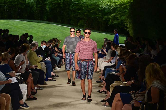 Giorgio Armani İlkbahar/Yaz 2022 Erkek Koleksiyonu Tanıtıldı