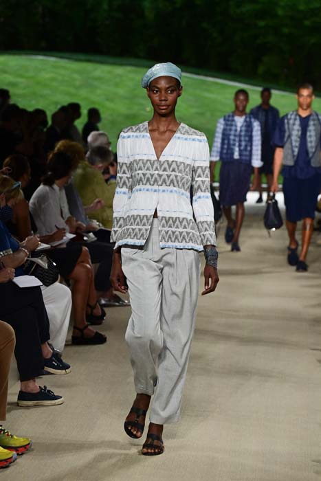 Giorgio Armani İlkbahar/Yaz 2022 Erkek Koleksiyonu Tanıtıldı