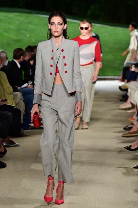 Giorgio Armani İlkbahar/Yaz 2022 Erkek Koleksiyonu Tanıtıldı