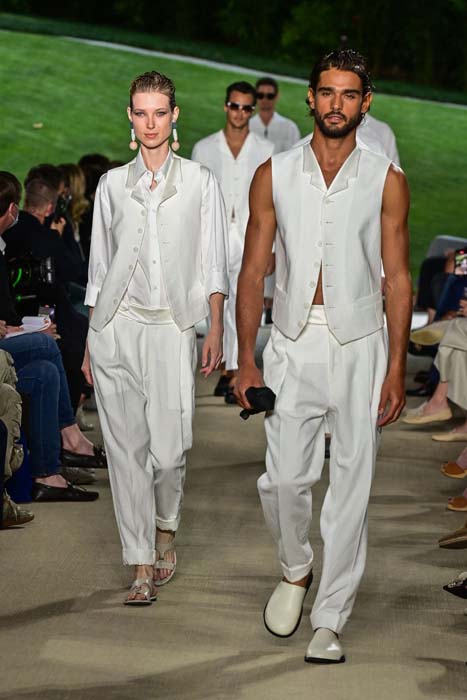 Giorgio Armani İlkbahar/Yaz 2022 Erkek Koleksiyonu Tanıtıldı