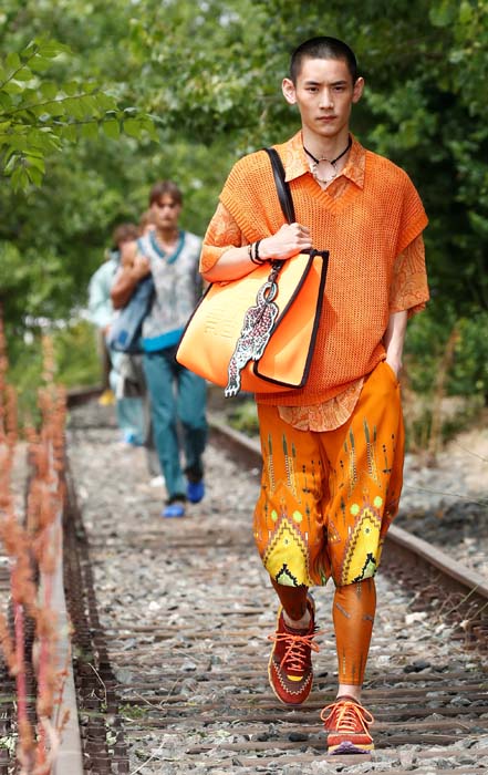 Göçebe: Etro İlkbahar-Yaz 2022 Erkek Koleksiyonu