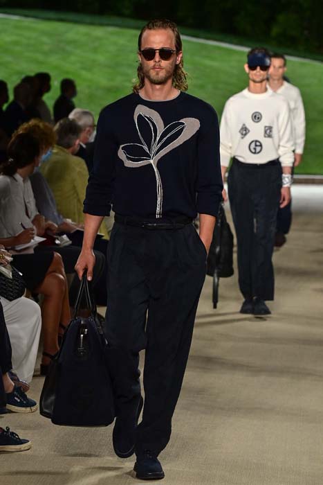 Giorgio Armani İlkbahar/Yaz 2022 Erkek Koleksiyonu Tanıtıldı