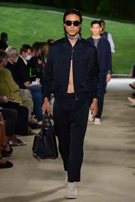 Giorgio Armani İlkbahar/Yaz 2022 Erkek Koleksiyonu Tanıtıldı