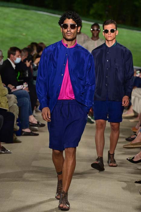 Giorgio Armani İlkbahar/Yaz 2022 Erkek Koleksiyonu Tanıtıldı