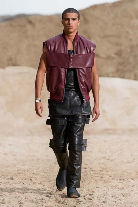 Evrensel Pasaport: Burberry İlkbahar/Yaz 2022 Erkek Koleksiyonu