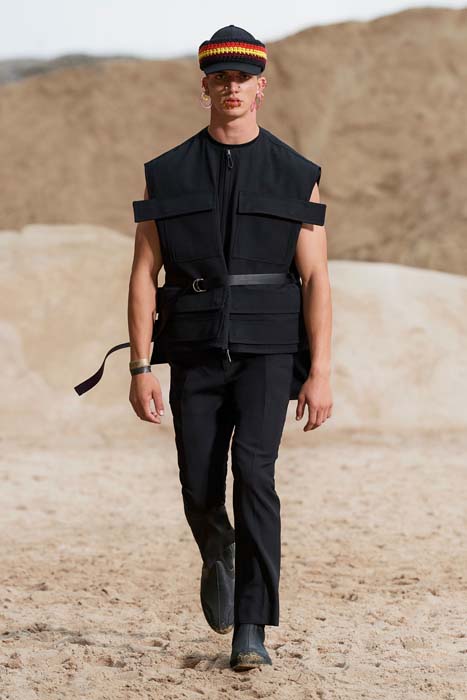 Evrensel Pasaport: Burberry İlkbahar/Yaz 2022 Erkek Koleksiyonu