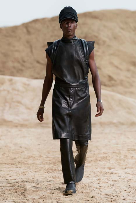 Evrensel Pasaport: Burberry İlkbahar/Yaz 2022 Erkek Koleksiyonu