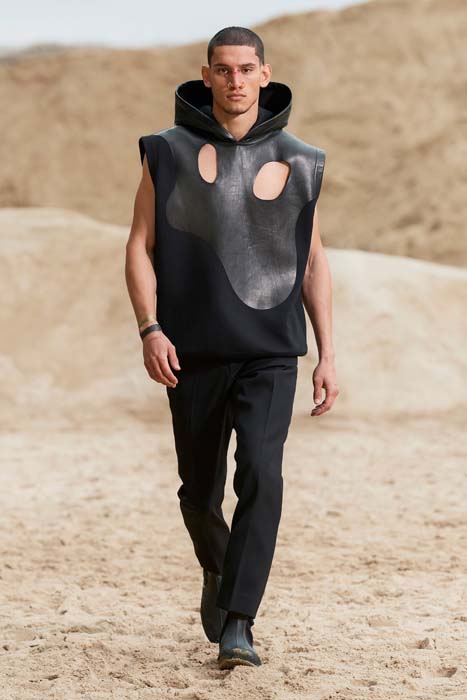 Evrensel Pasaport: Burberry İlkbahar/Yaz 2022 Erkek Koleksiyonu