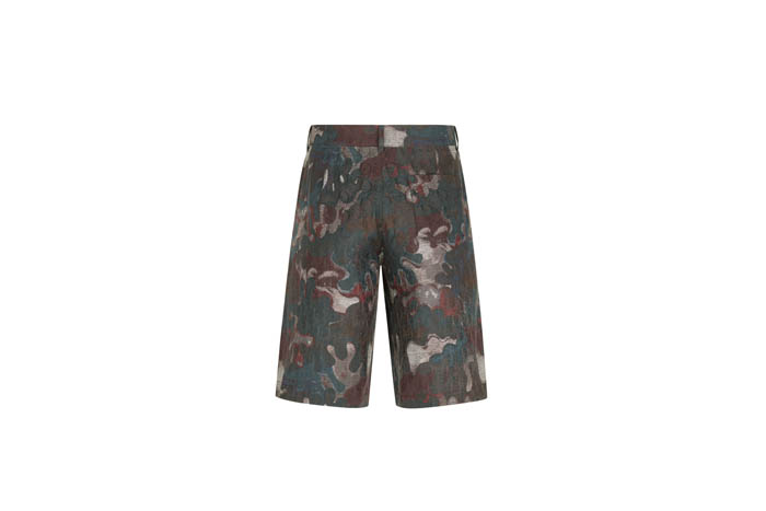 Peter Doig'dan Dior'a kamuflaj dokunuşu