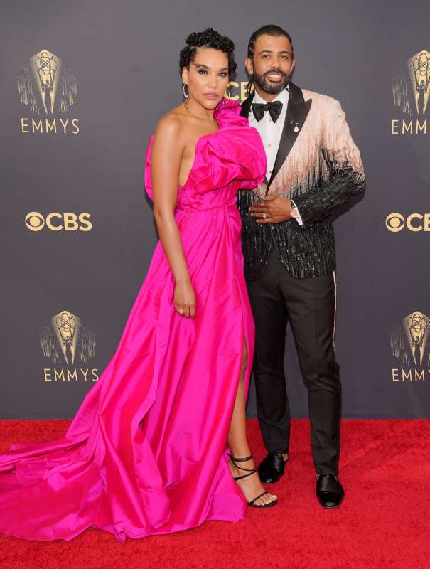 2021 Emmy Ödülleri'nde şıklık geçidi