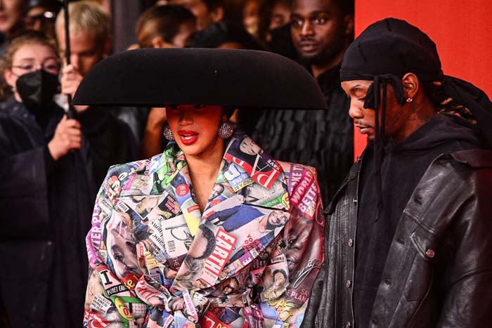 'Simpsonlar' Balenciaga ile Paris Moda Haftası'nda Buluştu