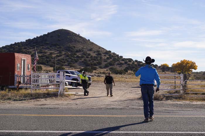 Alec Baldwin’in Kazayla Öldürdüğü Halyna Hutchins’in Babası Konuştu