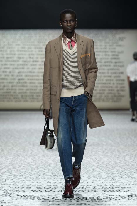 Zanaatkarlığın Yeniden İnşası: Dior Erkek Sonbahar 2022