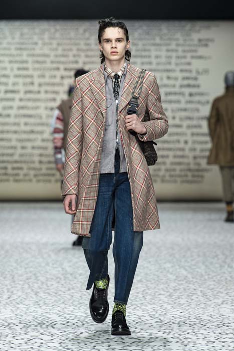 Zanaatkarlığın Yeniden İnşası: Dior Erkek Sonbahar 2022