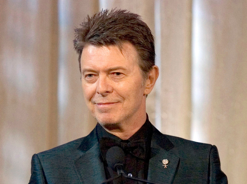 David Bowie'nin müzik kataloğu 250 milyon dolara satıldı