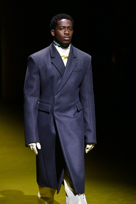 Prada Sonbahar/Kış 2022 Erkek "Body of Work"