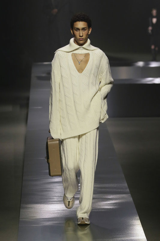 Fendi Sonbahar/Kış 22-23 Koleksiyonu