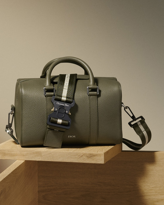 Yeni Dior Lingot Çanta Serisi Seyahate Davet Ediyor