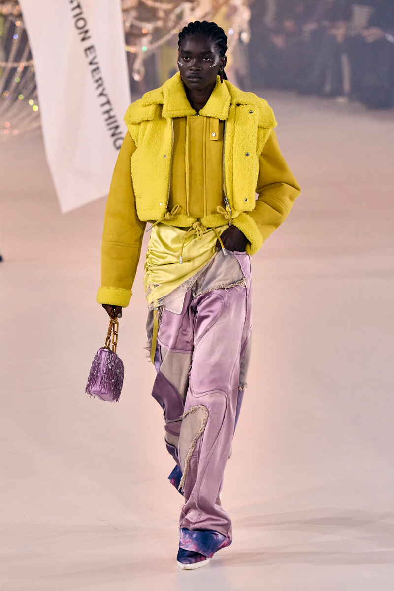 Off-White™'ın Sonbahar 2022 Koleksiyonu Virgil'in Yaratıcı Mirasını Sürdürüyor