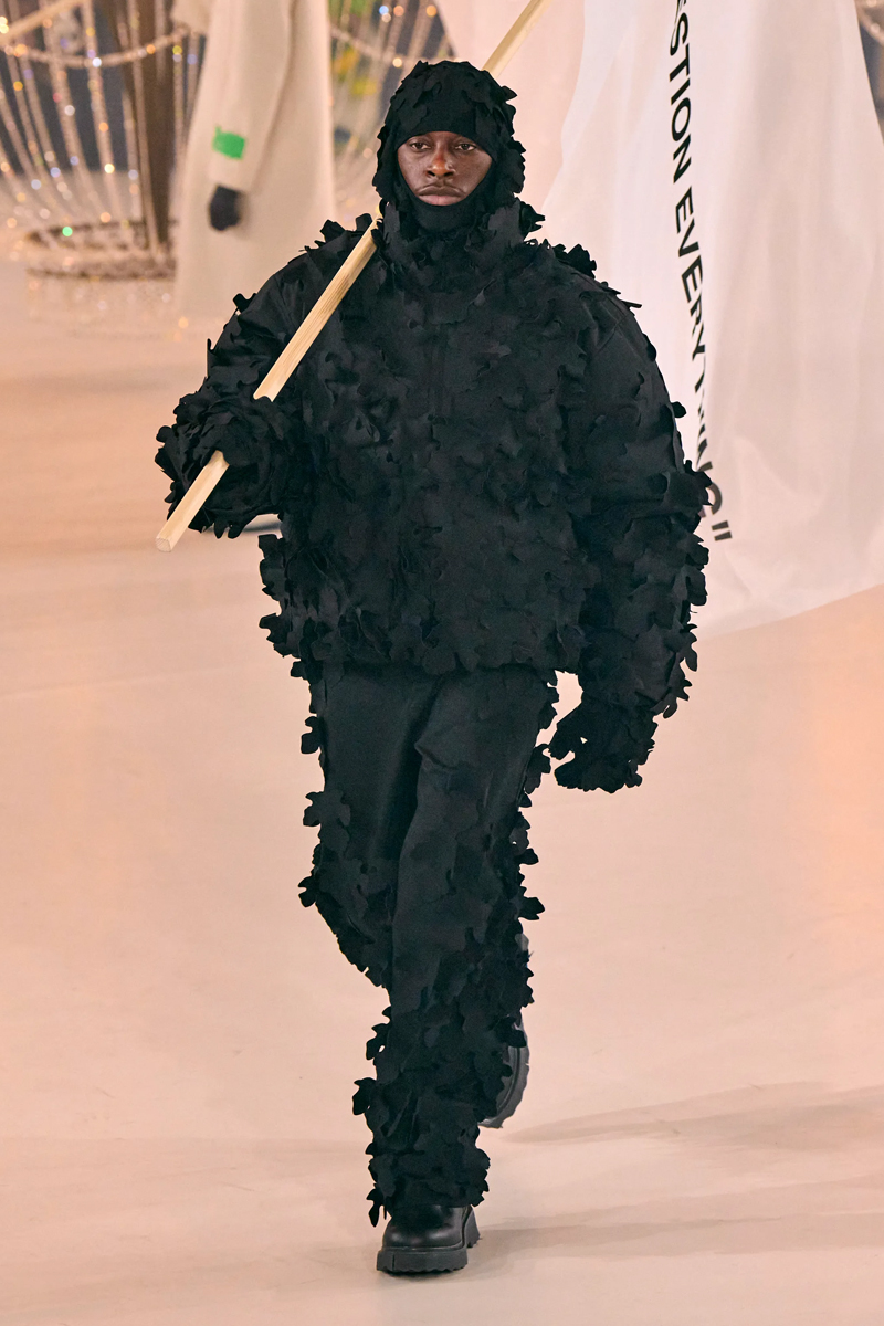 Off-White™'ın Sonbahar 2022 Koleksiyonu Virgil'in Yaratıcı Mirasını Sürdürüyor