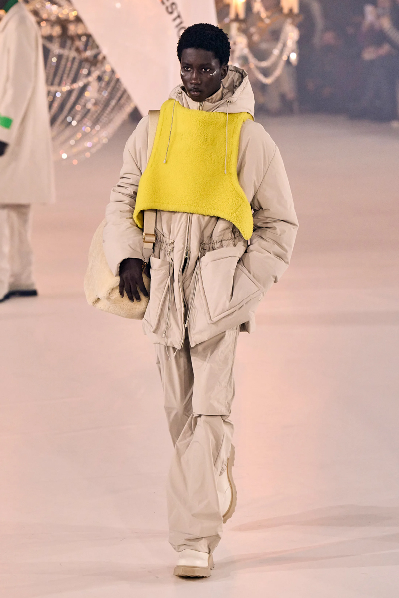 Off-White™'ın Sonbahar 2022 Koleksiyonu Virgil'in Yaratıcı Mirasını Sürdürüyor