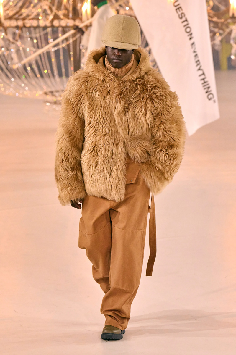 Off-White™'ın Sonbahar 2022 Koleksiyonu Virgil'in Yaratıcı Mirasını Sürdürüyor