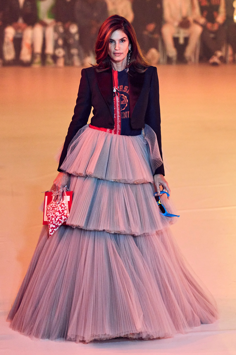 Off-White™'ın Sonbahar 2022 Koleksiyonu Virgil'in Yaratıcı Mirasını Sürdürüyor