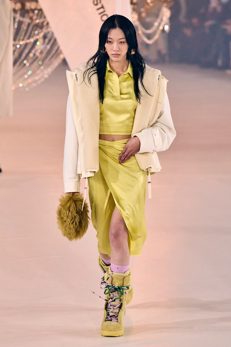 Off-White™'ın Sonbahar 2022 Koleksiyonu Virgil'in Yaratıcı Mirasını Sürdürüyor