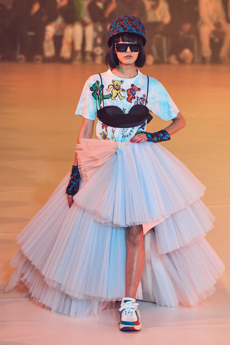 Off-White™'ın Sonbahar 2022 Koleksiyonu Virgil'in Yaratıcı Mirasını Sürdürüyor