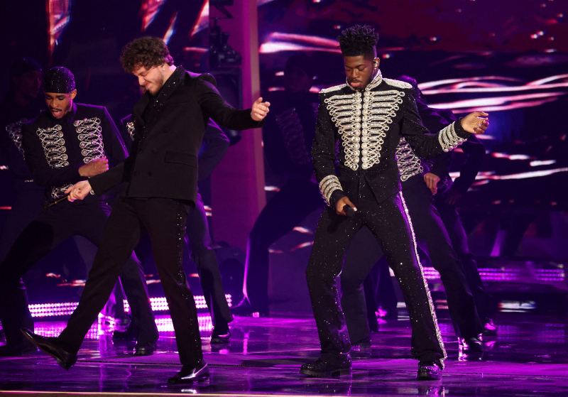 Grammy Ödül Töreninden Renkli Performanslar