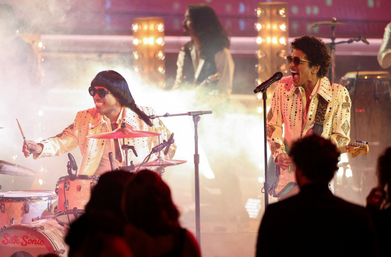 Grammy Ödül Töreninden Renkli Performanslar