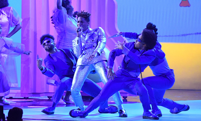 Grammy Ödül Töreninden Renkli Performanslar