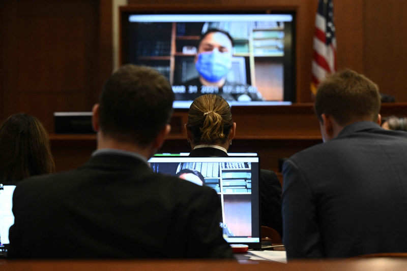 Polise göre Amber Heard şiddet mağduru değil