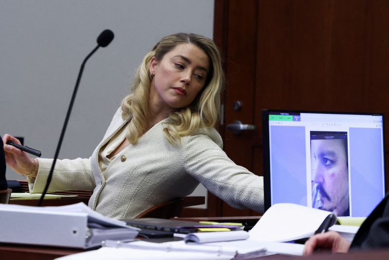 Polise göre Amber Heard şiddet mağduru değil