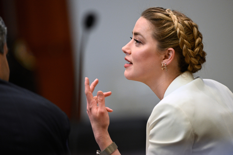 Polise göre Amber Heard şiddet mağduru değil