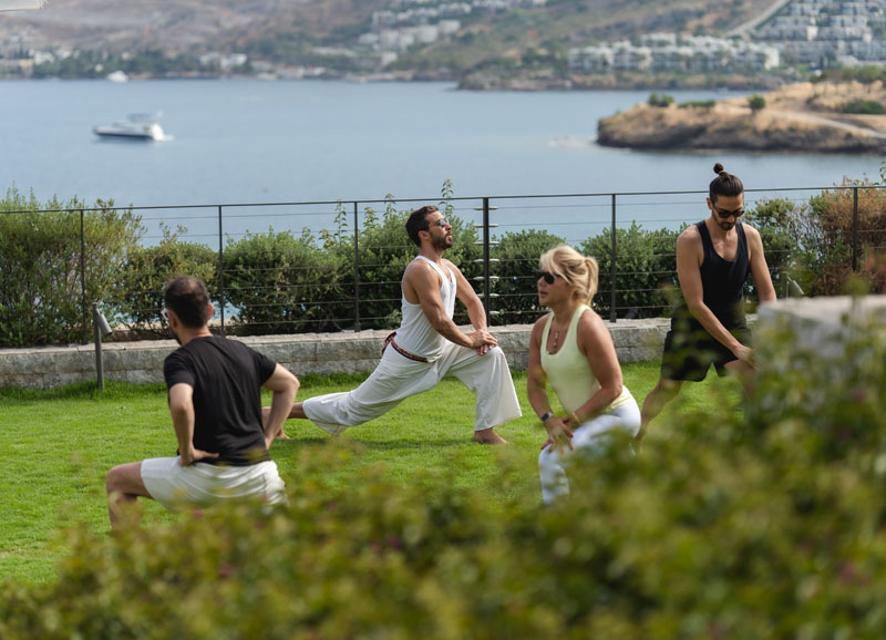 The Bodrum EDITION 5. sezon açılış davetinde ünlü isimleri ağırladı