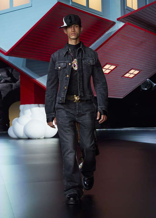 Louis Vuitton Erkek Sonbahar-Kış 2022 Koleksiyonu Bangkok'ta!