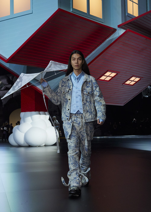 Louis Vuitton Erkek Sonbahar-Kış 2022 Koleksiyonu Bangkok'ta!
