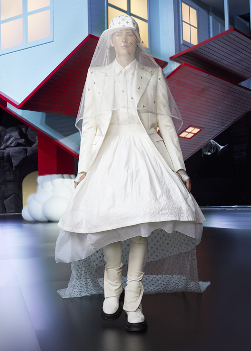 Louis Vuitton Erkek Sonbahar-Kış 2022 Koleksiyonu Bangkok'ta!