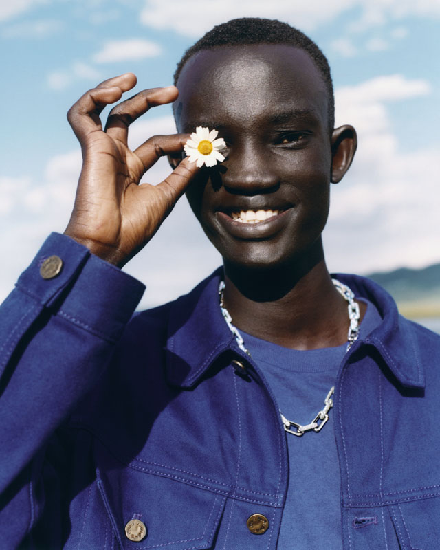 Louis Vuitton: Taurillon Monogram & Monogram Macassar