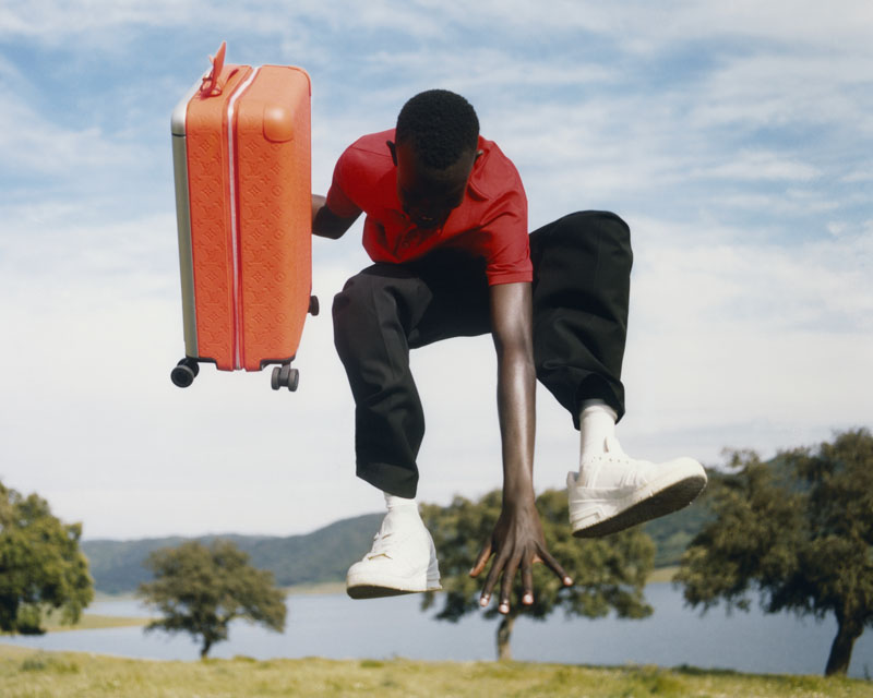 Louis Vuitton: Taurillon Monogram & Monogram Macassar