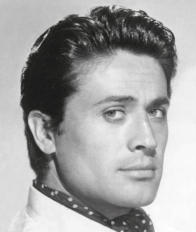 Fotoğraflarla Cüneyt Arkın Efsanesi