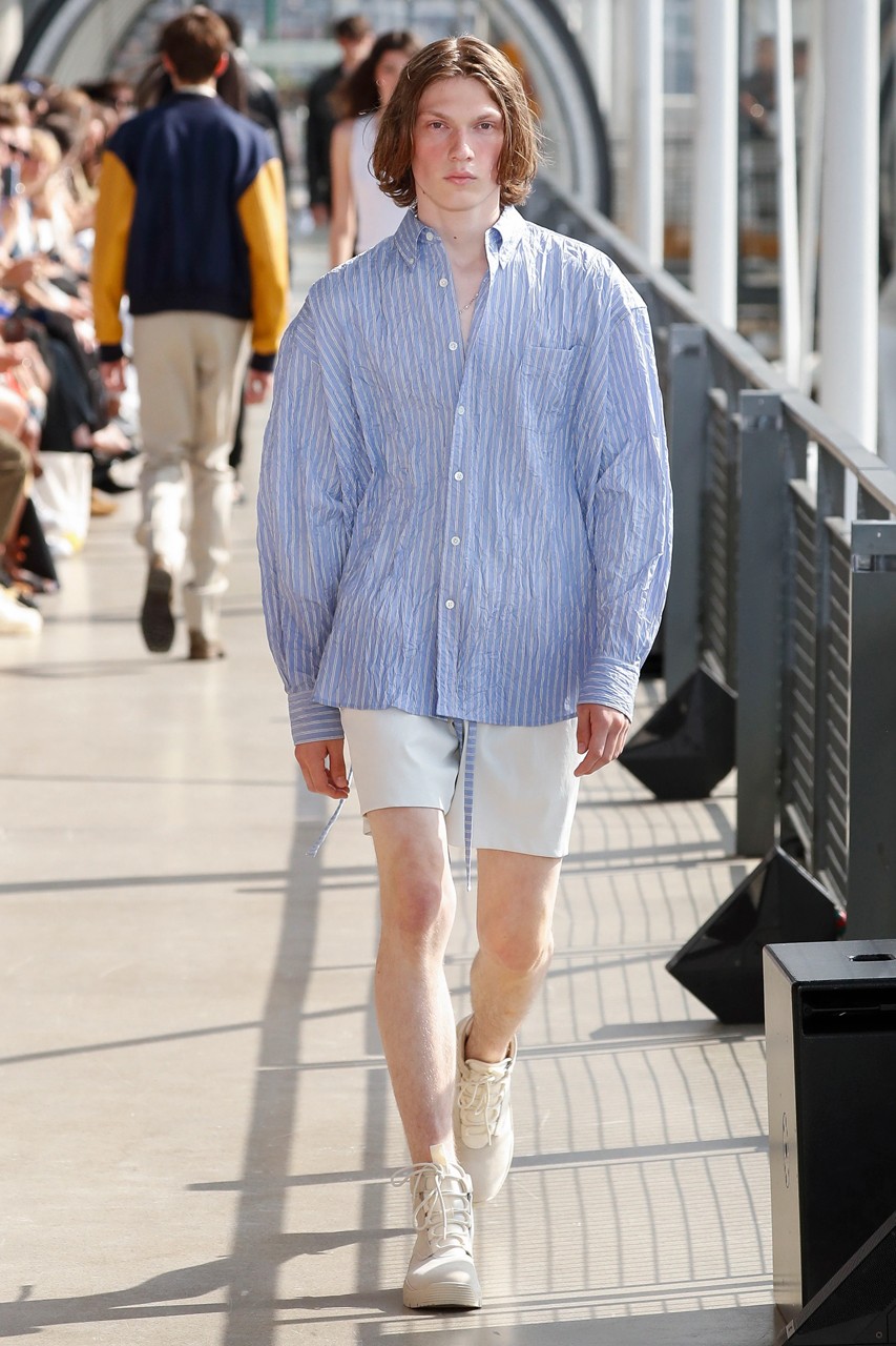 John Elliott İlkbahar/Yaz 2023 için "İnanç Sıçrayışı" Yaptı