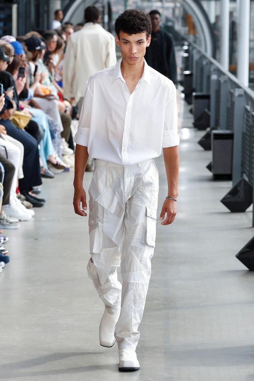 John Elliott İlkbahar/Yaz 2023 için "İnanç Sıçrayışı" Yaptı