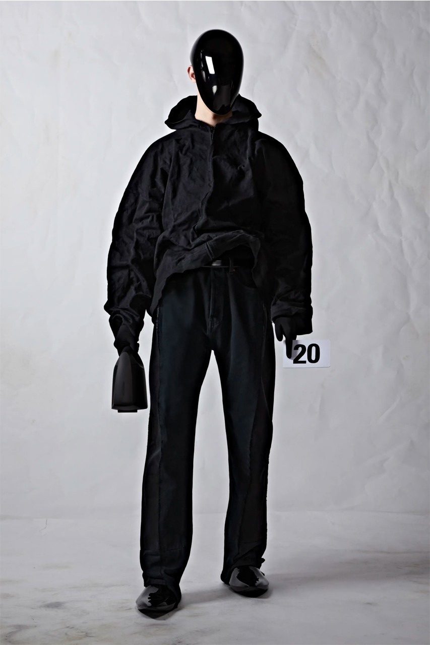 Balenciaga "Hard Couture": Yüksek Modanın Alter Ego'su