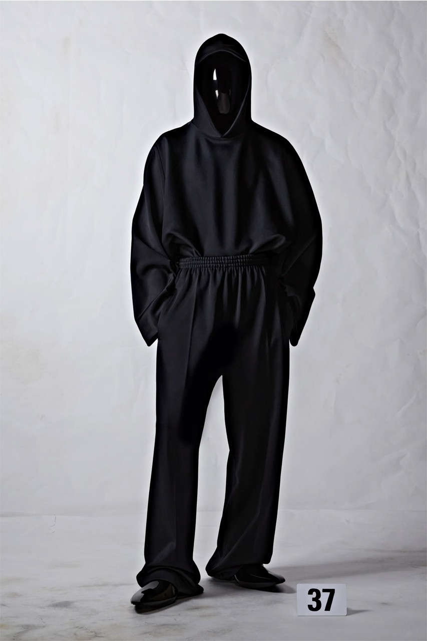 Balenciaga "Hard Couture": Yüksek Modanın Alter Ego'su