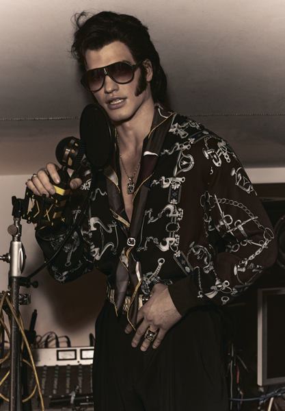 Trendlerle Elvis Prensley Stili