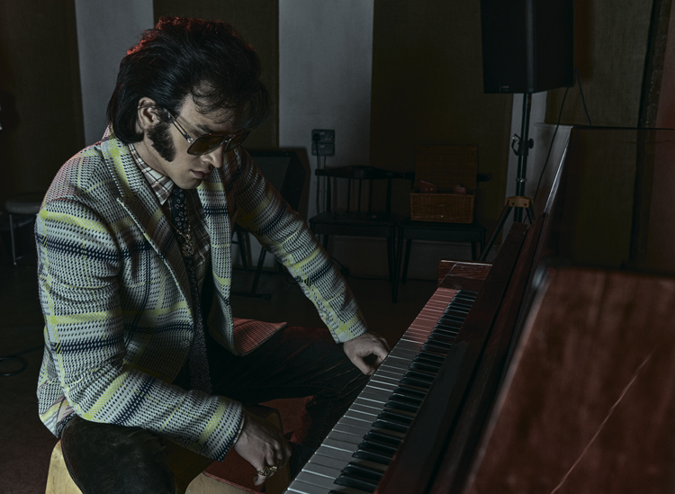 Trendlerle Elvis Prensley Stili